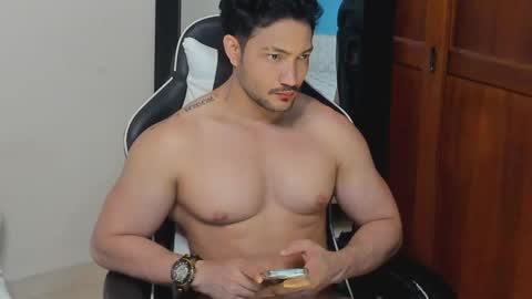 Snapshot of luis_baptista chatting on 12.16.25 luis_baptista online show from 12.16.25