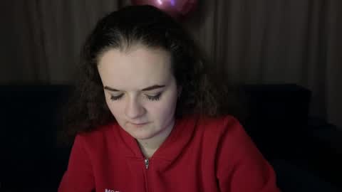 Snapshot of luisa_rosee chatting on 02.14.25 Luisa Rosee online show from 02.14.25