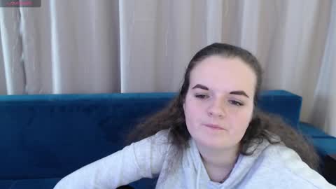 Snapshot of luisa_rosee chatting on 02.27.25 Luisa Rosee online show from 02.27.25