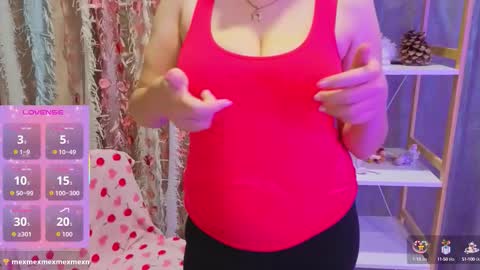 Snapshot of luisa_rosee chatting on 10.14.25 Luisa Rosee online show from 10.14.25