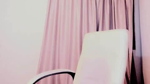 Luisa Diaz online show from 05.25.26