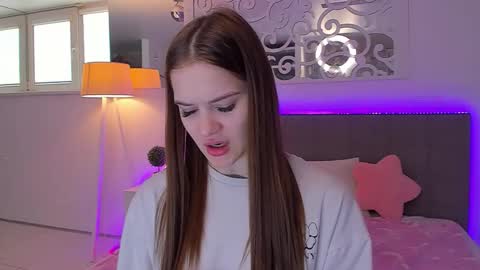 LuisaClover online show from 04.29.26