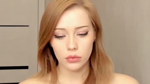 Snapshot of luiza012 chatting on 01.19.26 Lizzy online show from 01.19.26