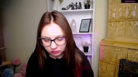 Snapshot of luizaheems_ chatting on 12.20.25 Luiza online show from 12.20.25