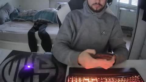 Snapshot of lukasschoetz chatting on 01.15.25 lukasschoetz online show from 01.15.25