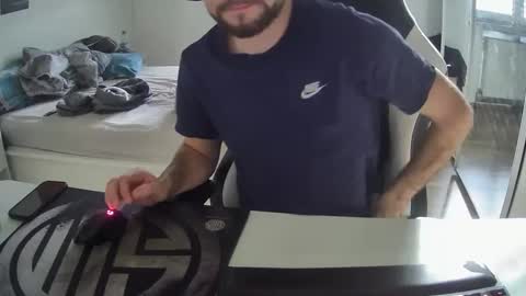 Snapshot of lukasschoetz chatting on 01.20.25 lukasschoetz online show from 01.20.25