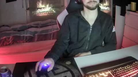 Snapshot of lukasschoetz chatting on 02.06.25 lukasschoetz online show from 02.06.25