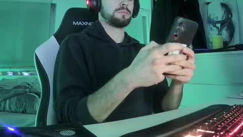 Snapshot of lukasschoetz chatting on 03.07.25 lukasschoetz online show from 03.07.25