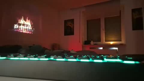 Snapshot of lukasschoetz chatting on 11.26.25 lukasschoetz online show from 11.26.25