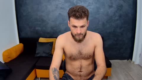 Snapshot of luke_eddison chatting on 01.30.25 Luke online show from 01.30.25