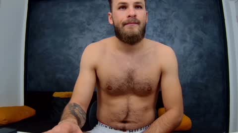 Snapshot of luke_eddison chatting on 02.03.25 Luke online show from 02.03.25