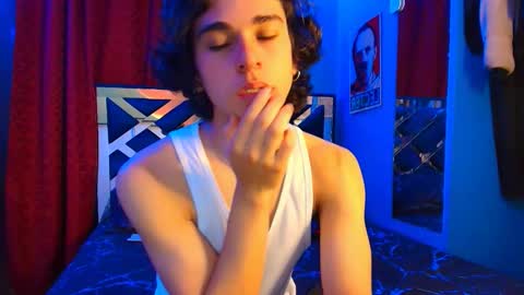 Snapshot of luke_howland chatting on 02.25.25 Luke online show from 02.25.25