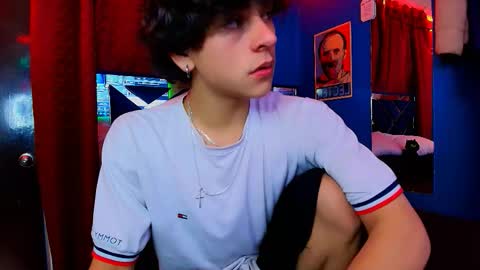 Snapshot of luke_howland chatting on 01.17.26 Luke online show from 01.17.26