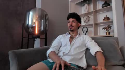 Snapshot of lukeetaylor_ chatting on 10.17.25 Luke Taylor online show from 10.17.25