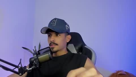 Snapshot of lukeetaylor_ chatting on 02.16.26 Luke Taylor online show from 02.16.26