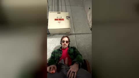 Snapshot of lukekibbe27 chatting on 01.18.26 lukekibbe27 online show from 01.18.26