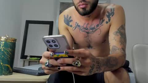 Luke Steel online show from 11.07.25