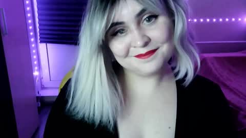 Snapshot of lulovia chatting on 03.20.26 lulovia online show from 03.20.26