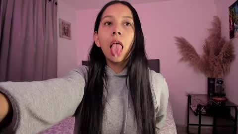 lulu10541697 online show from 04.03.26