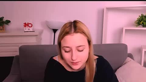 Lily online show from 02.18.26