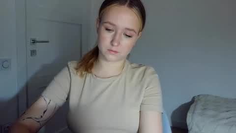 Lulu Baby18 online show from 03.15.26