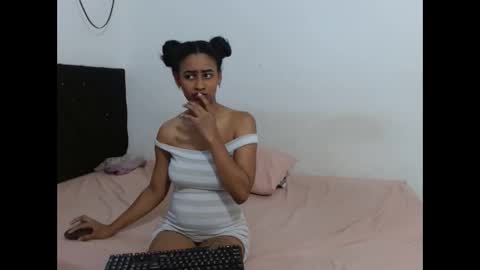 Snapshot of lulu_liz chatting on 09.27.25 LULU LIZ online show from 09.27.25