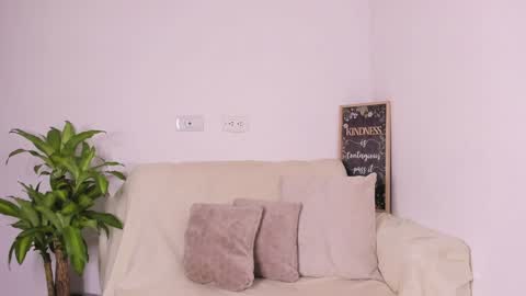 LULU online show from 01.28.25