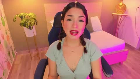 L U M A online show from 10.05.25