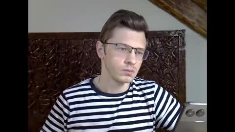 Snapshot of lumberjack__666 chatting on 01.12.26 Andrew independent model 2000-0000 CET daily online show from 01.12.26