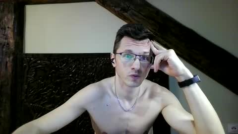 Andrew independent model 2000-0000 CET daily online show from 04.11.26