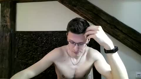 Andrew independent model 2000-0000 CET daily online show from 04.12.26