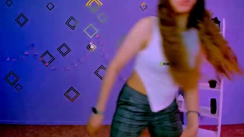 Sweet Lumi online show from 04.23.26