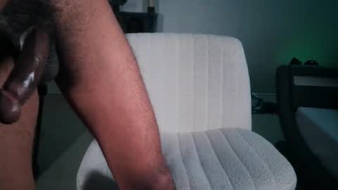 Snapshot of luminouscummer chatting on 12.12.24 luminous online show from 12.12.24