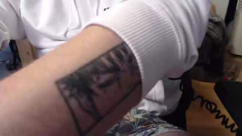 Snapshot of lumpie2508 chatting on 10.20.25 lumpie2508 online show from 10.20.25