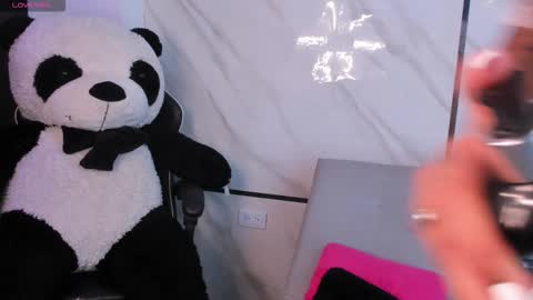 LUNA online show from 02.23.26
