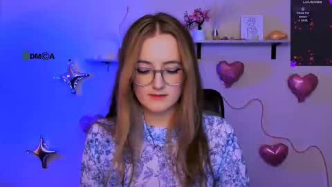 luna_berryy online show from 02.18.26