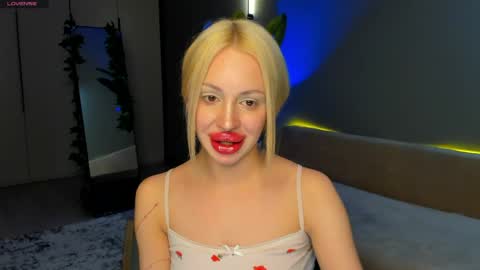 luna_beverly online show from 03.23.26