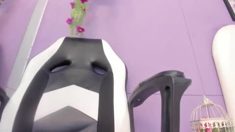 luna_bradley_ online show from 02.23.26