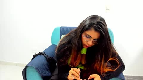 luna  online show from 02.21.25