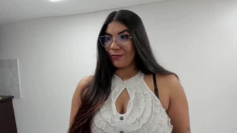 luna  online show from 10.03.25