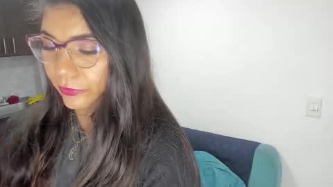 luna  online show from 03.19.26