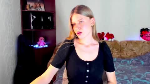 Snapshot of luna_evan chatting on 01.30.25 luna_evan online show from 01.30.25