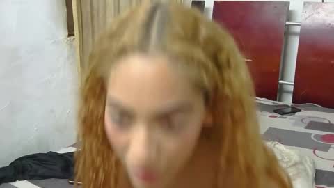 Snapshot of luna_fer88 chatting on 12.19.25 luna fer online show from 12.19.25