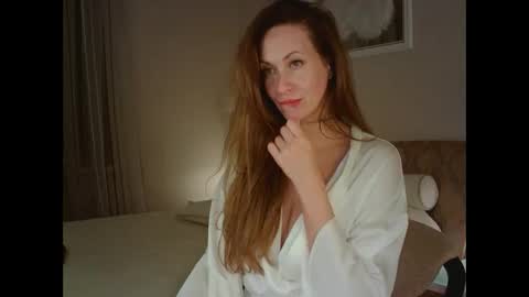 Snapshot of luna_hoti chatting on 05.09.26 luna_hoti online show from 05.09.26