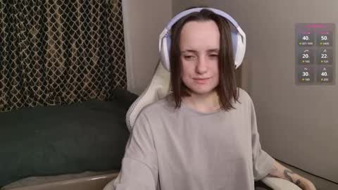 luna_loveeee online show from 10.04.25