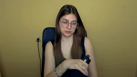 Luna online show from 04.23.26