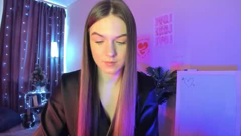 luna_lust_211 online show from 03.16.26