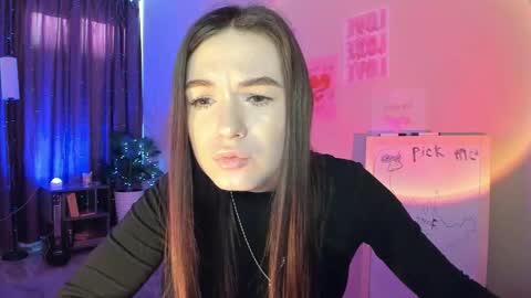 luna_lust_211 online show from 03.23.26