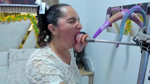 luna_naughty1 online show from 05.23.26