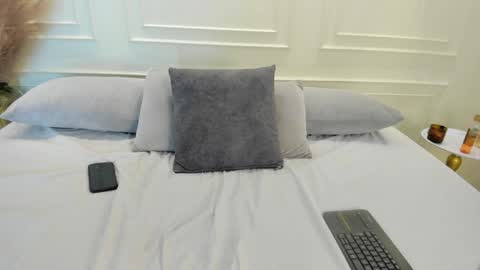 Luna online show from 04.28.26